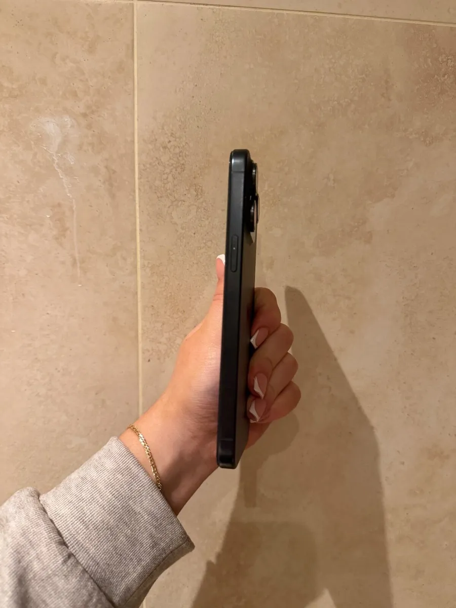 iPhone 15pro max - Image 2