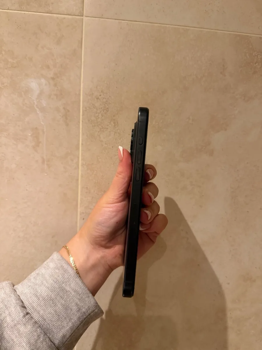 iPhone 15pro max - Image 4