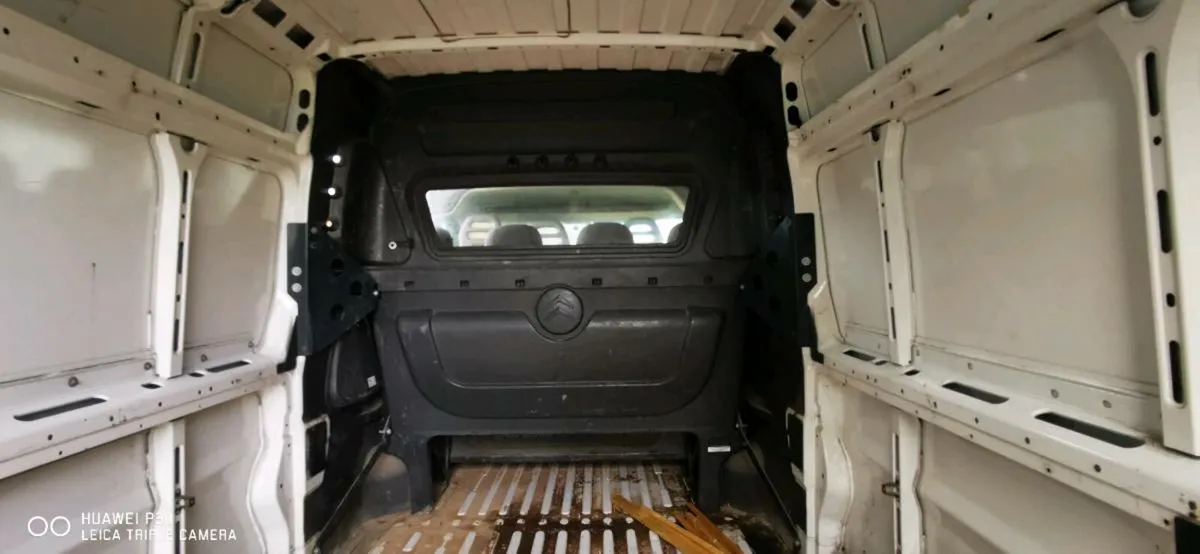 Relay / Boxer / Ducato Crew Cab Seats & Bulkhead - Image 2
