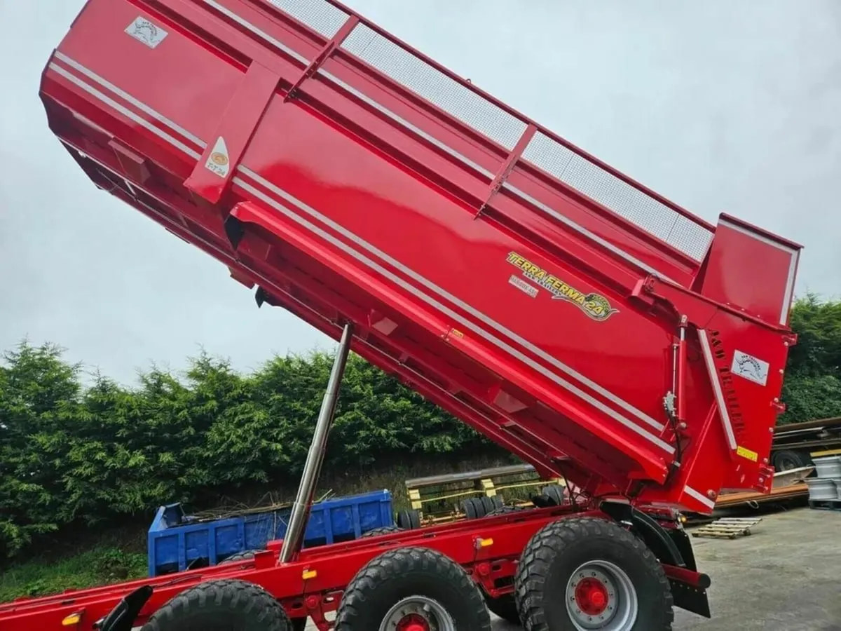 Grain trailer silage trailer - Image 2