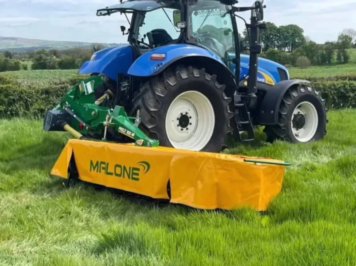 MALONE PROCUT 3000MP CENTRE PIVOT MOWER - Image 1