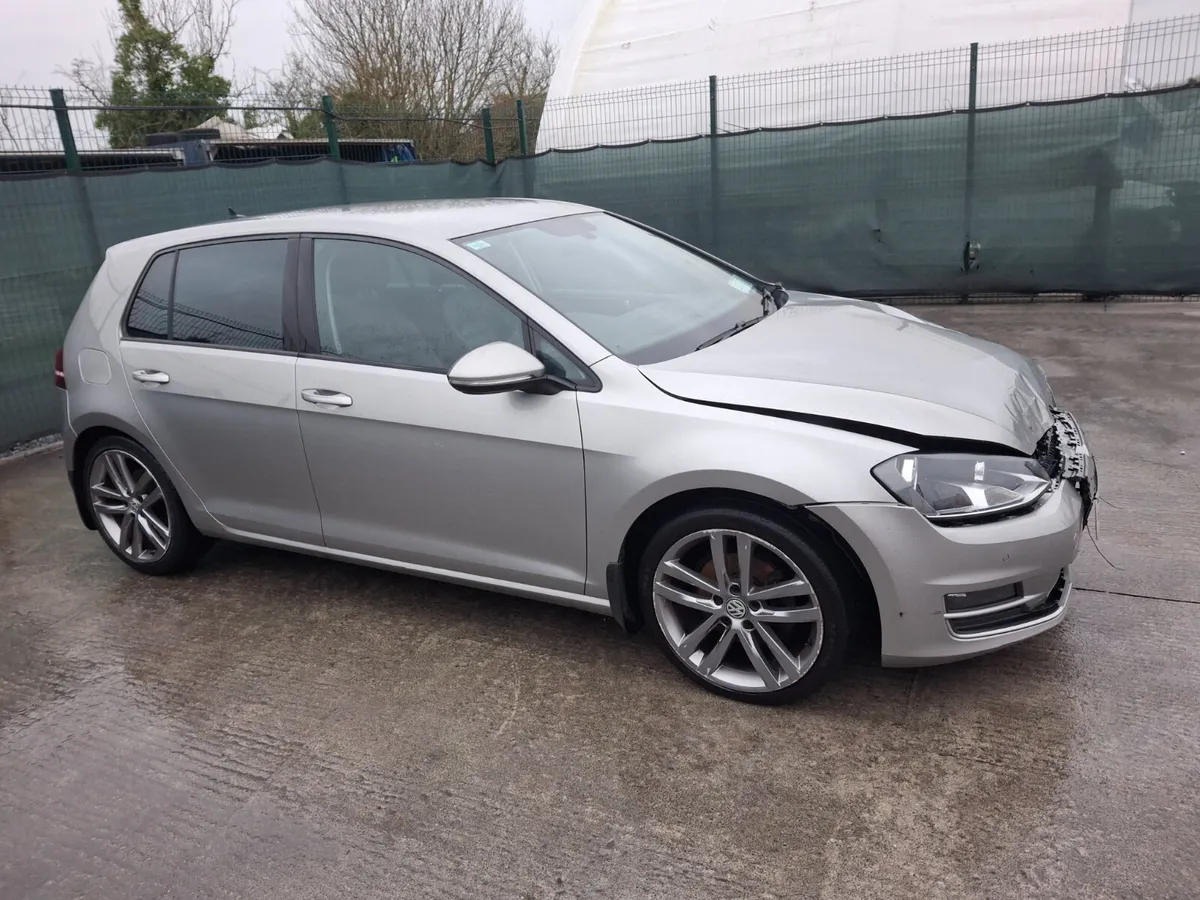 2017 Volkswagen Golf Trendline TDI - Image 1