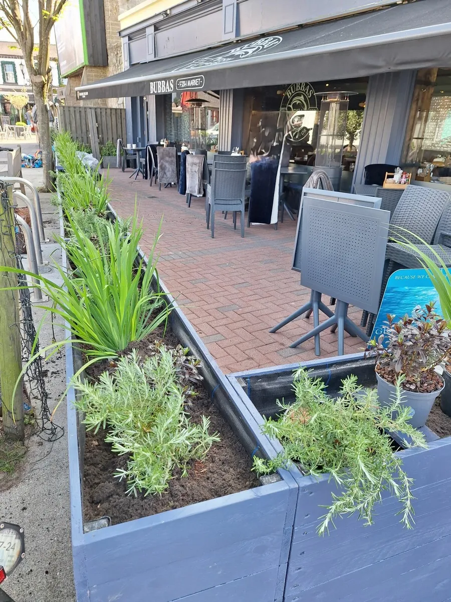 Restaurant Outdoor Wooden Planter - Image 4