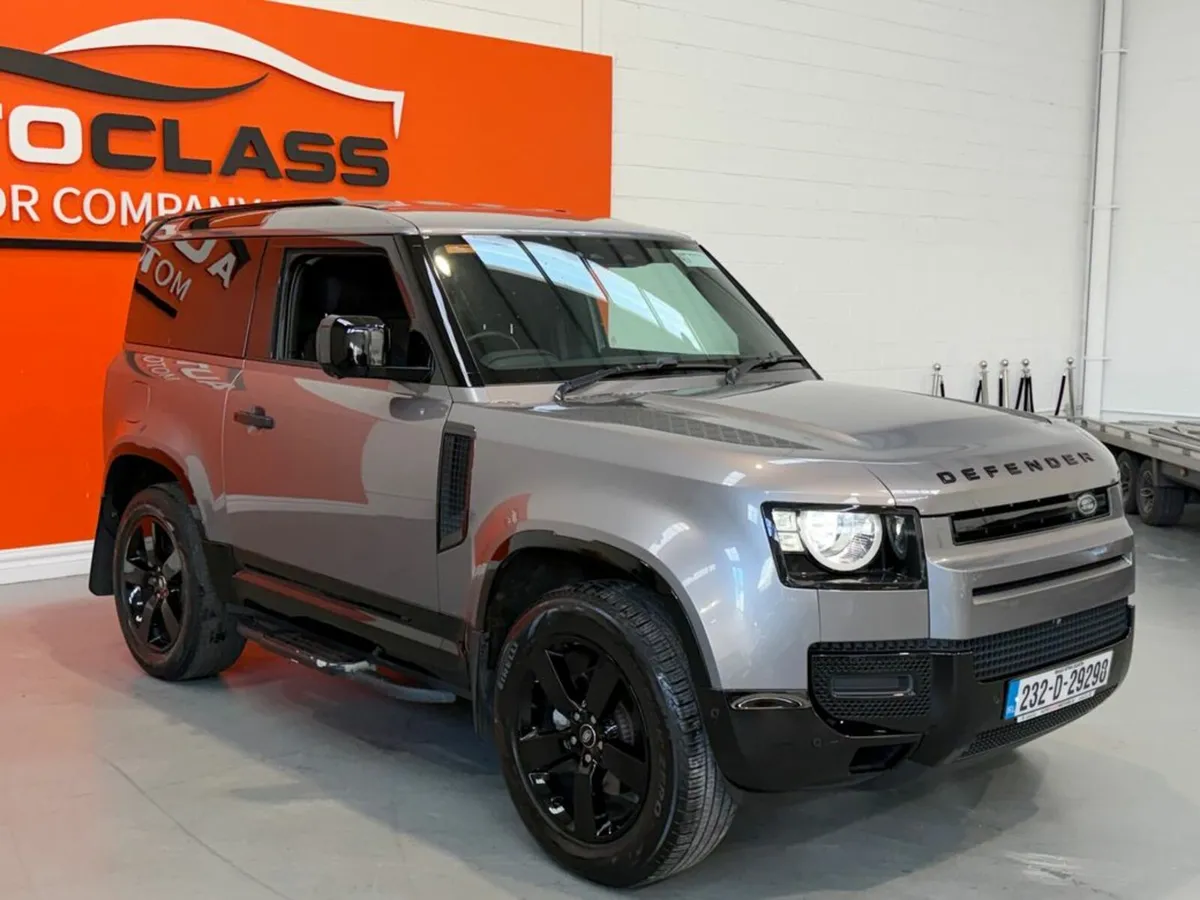 Land Rover Defender Hard TOP D Mhev Auto - Image 3