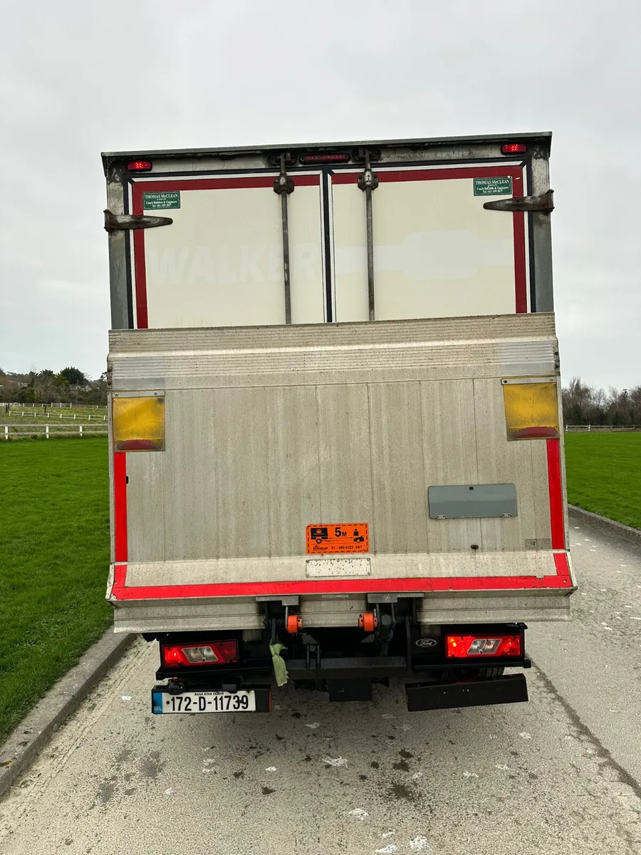 Ford Transit BoxBody 2017 Cvrt7/2026 - Image 4