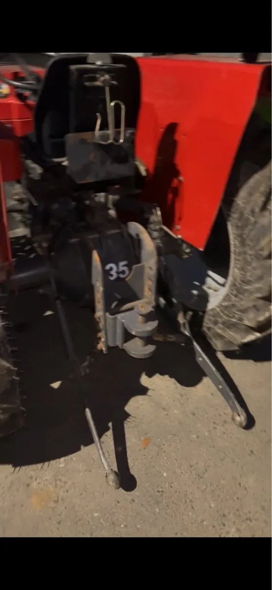 Massey Ferguson 240 - Image 3