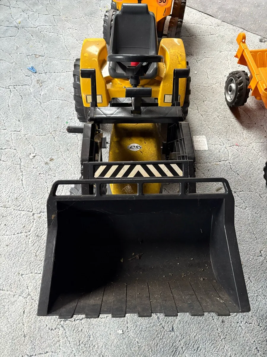 Kids ride on toy Tractor - Image 1