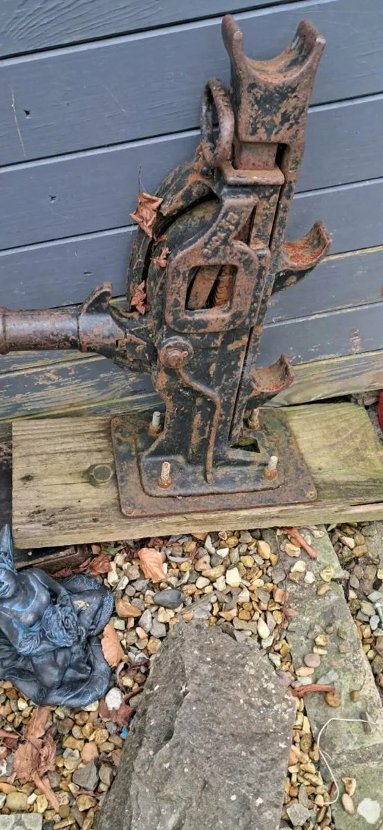 due to popularity 2 more jacks - Image 4