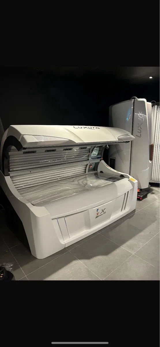 Sunbed Luxura X10 - Image 3