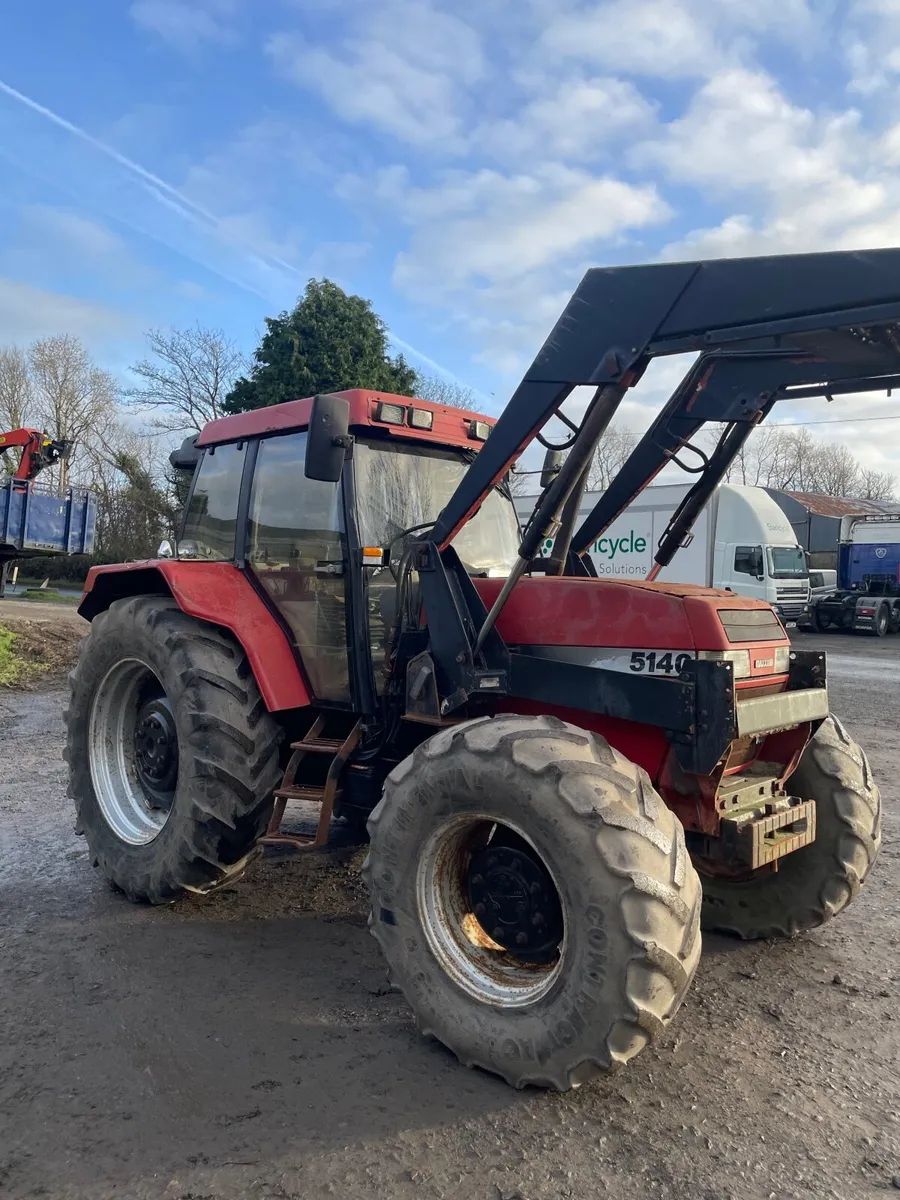 Case 5140 tractor & loader - Image 4