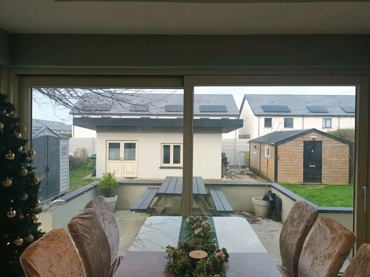 5 bed detached house in prime location Portlaoise - Image 4