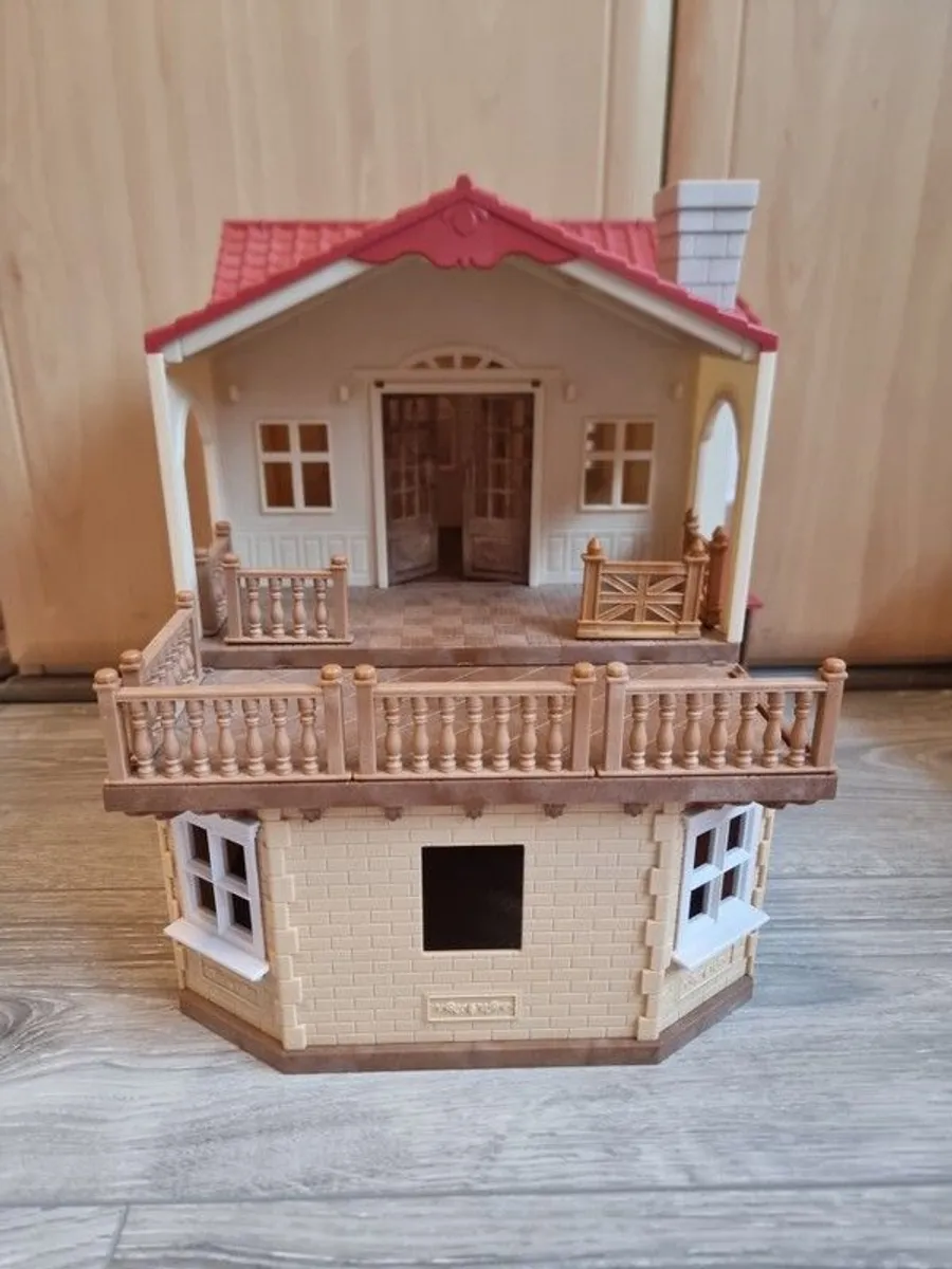 Sylvanian Families Red Roof Country Home with Secret Attic Playroom - Image 1