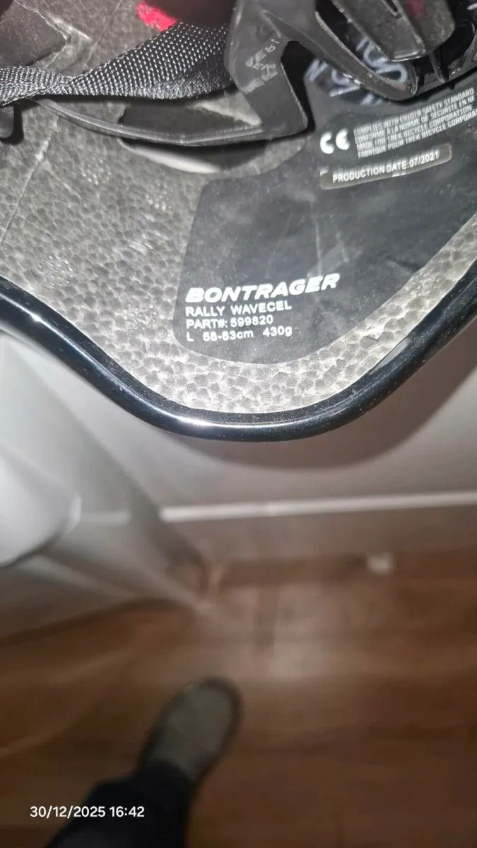 Bontrager Helmet unused - Image 3
