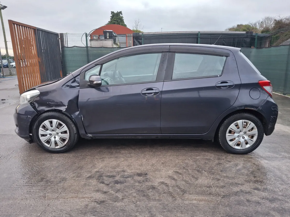 🚗.   2012 Toyota Yaris 1.0 Petrol Drive Home - Image 4