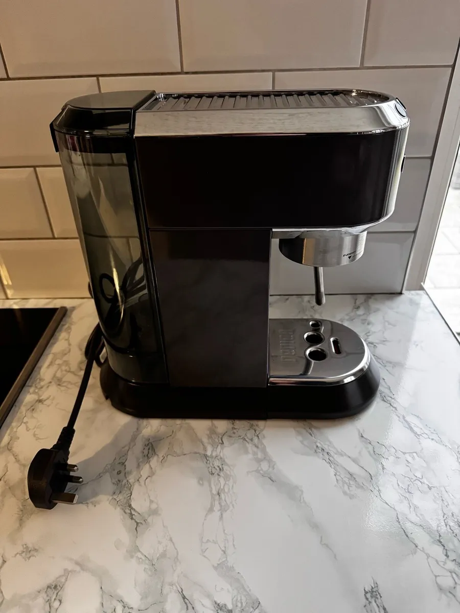 Coffee Machine - Image 2