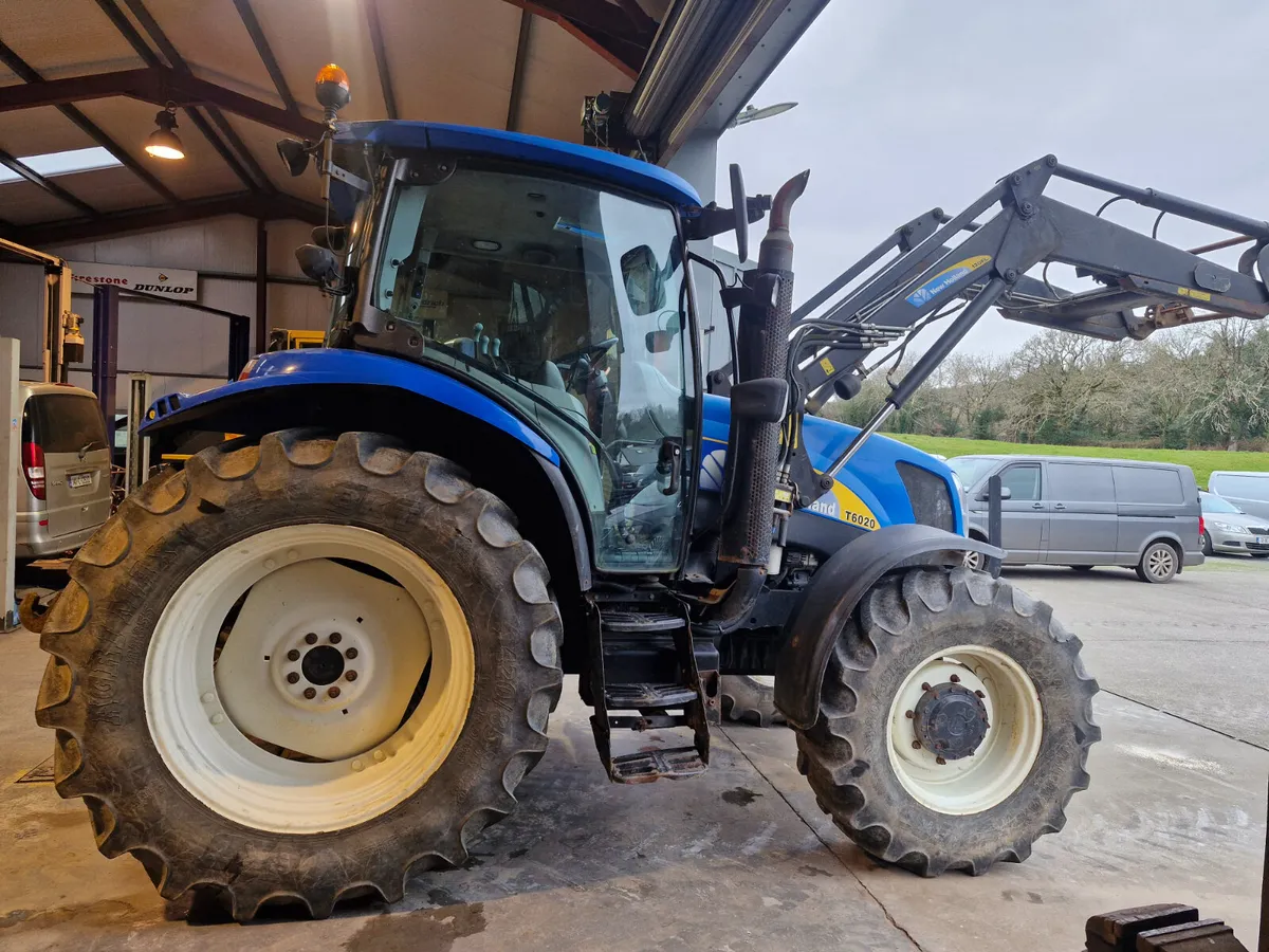 T6020 Newholland - Image 2
