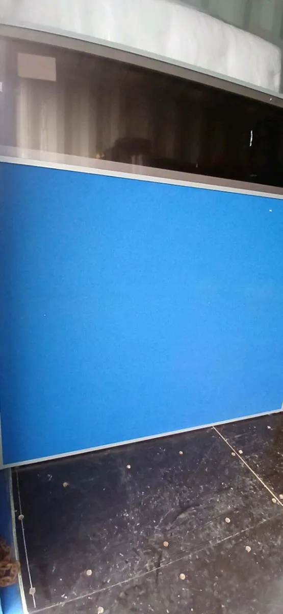 Office floor dividers - Image 3