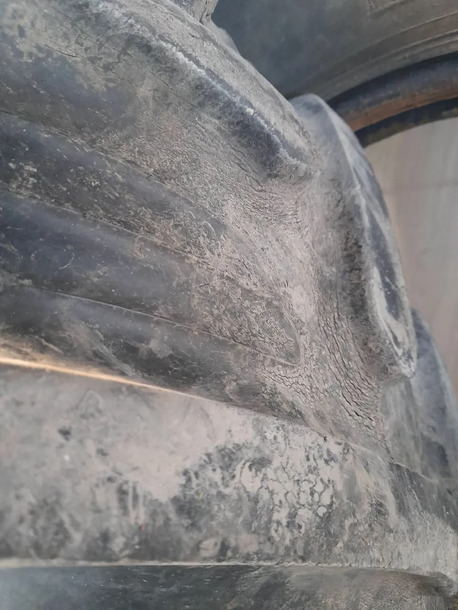 Tractor tyres - Image 2