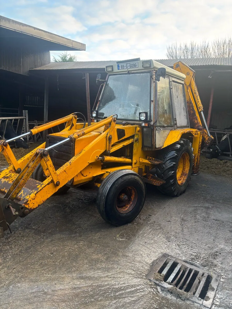 JCB 3cx - Image 1
