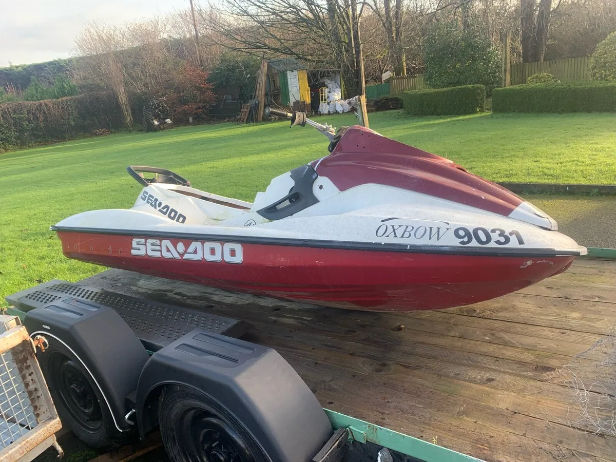 Jet ski body - Image 1