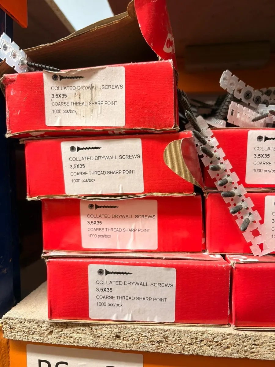 Drywall fixings - Image 1