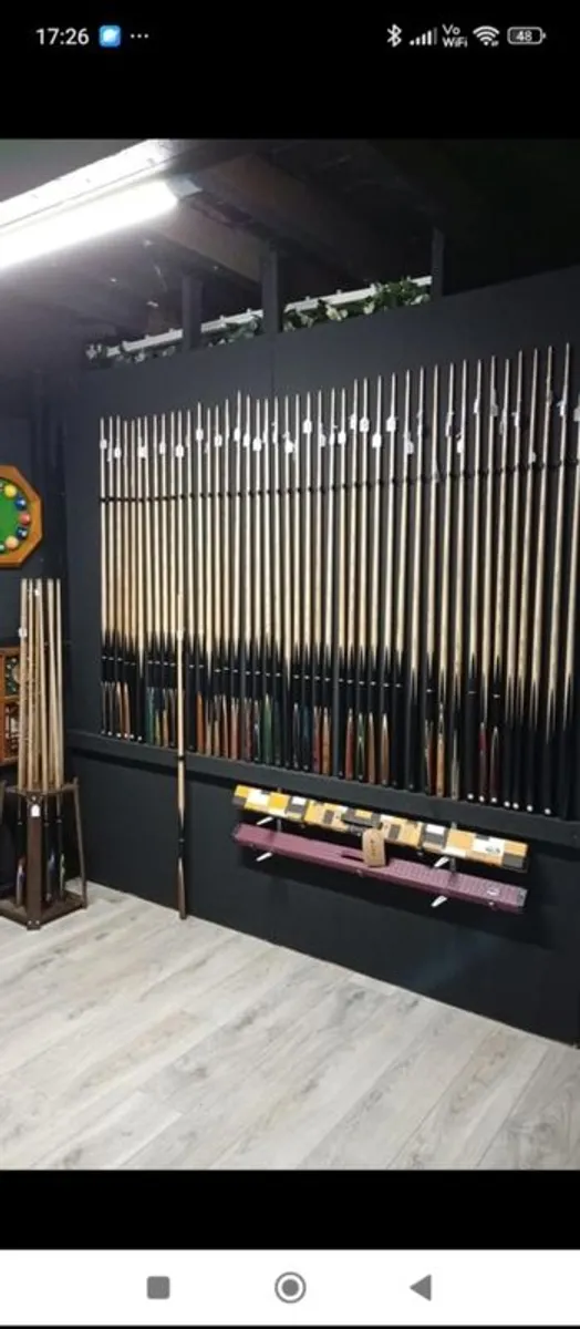 Snooker and Pool cues, cases and accessories - Image 2