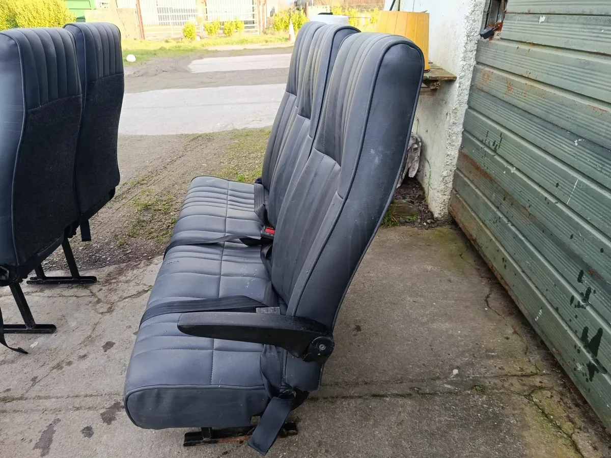 Belted minibus seats - Image 3