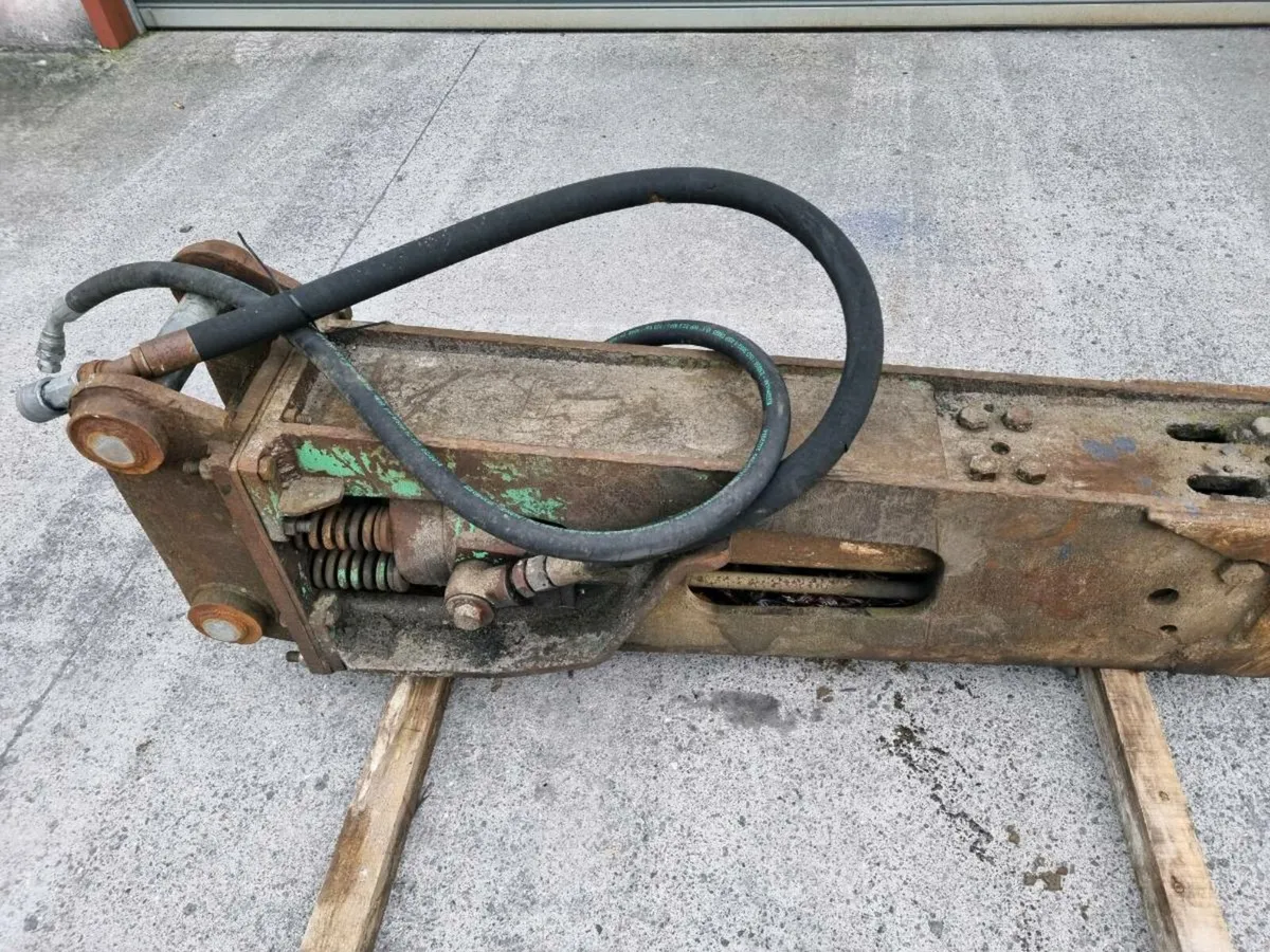 MONTABERT HYDRAULIC BREAKER/HAMMER - Image 2