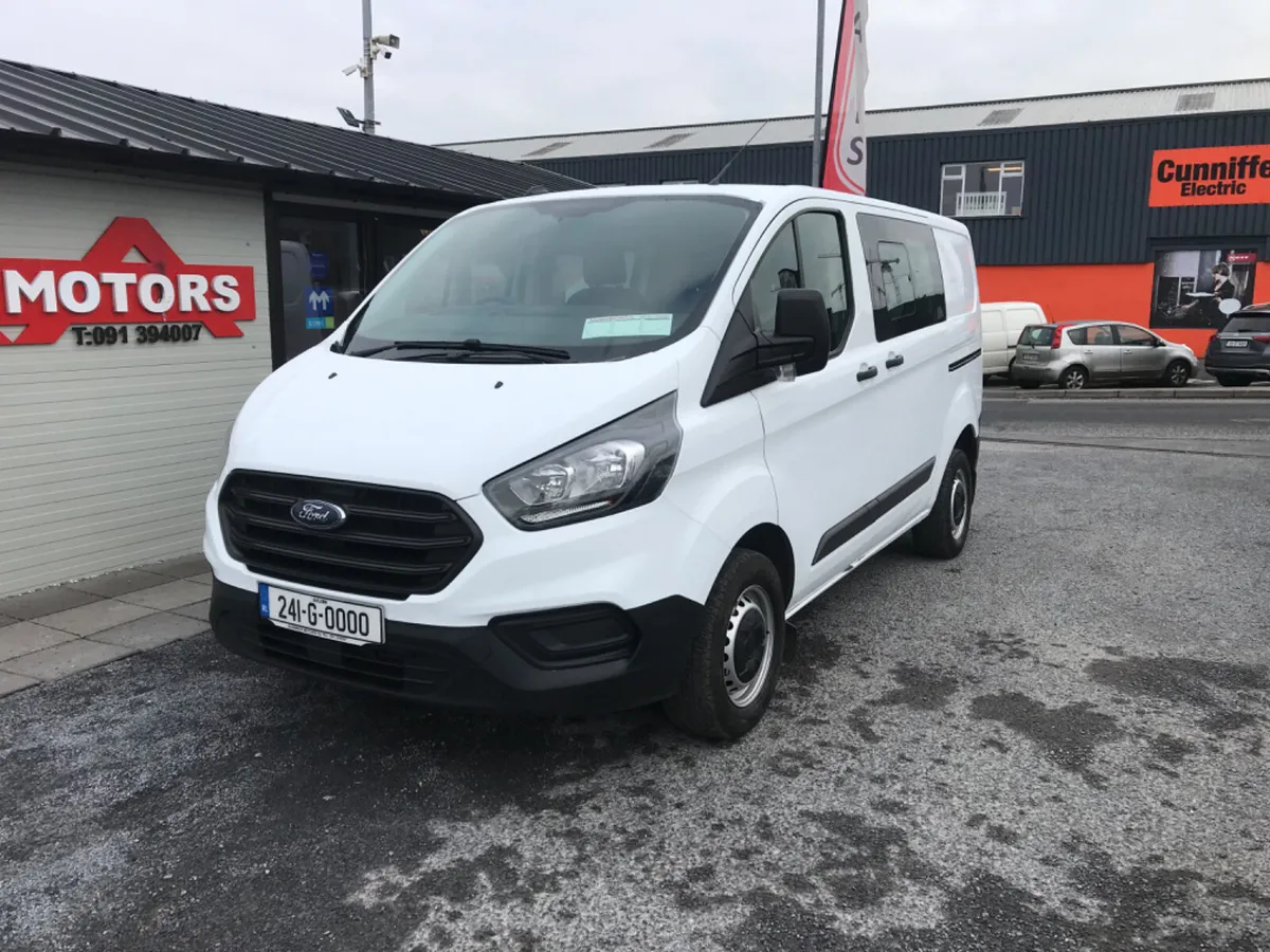 Ford Transit Custom 2024 Van 3 Seater . - Image 2