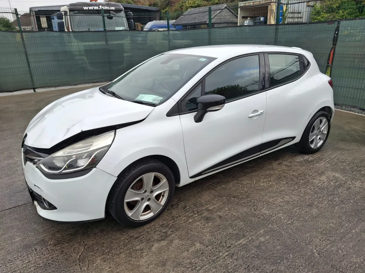 2016 Renault Clio 1.2 Petrol - Image 2