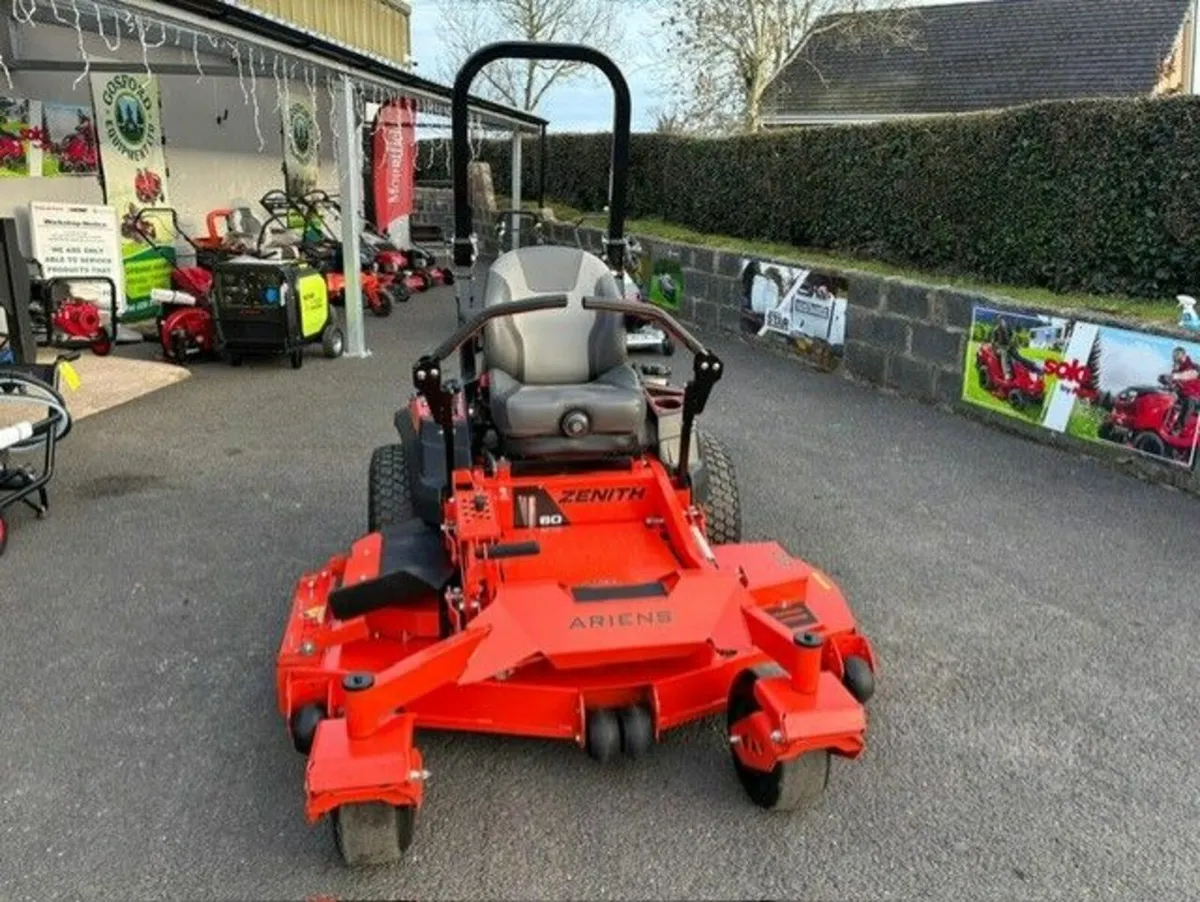 Ex Demo Ariens Zenith 60'' Kawasaki 726cc V-Twin - Image 3