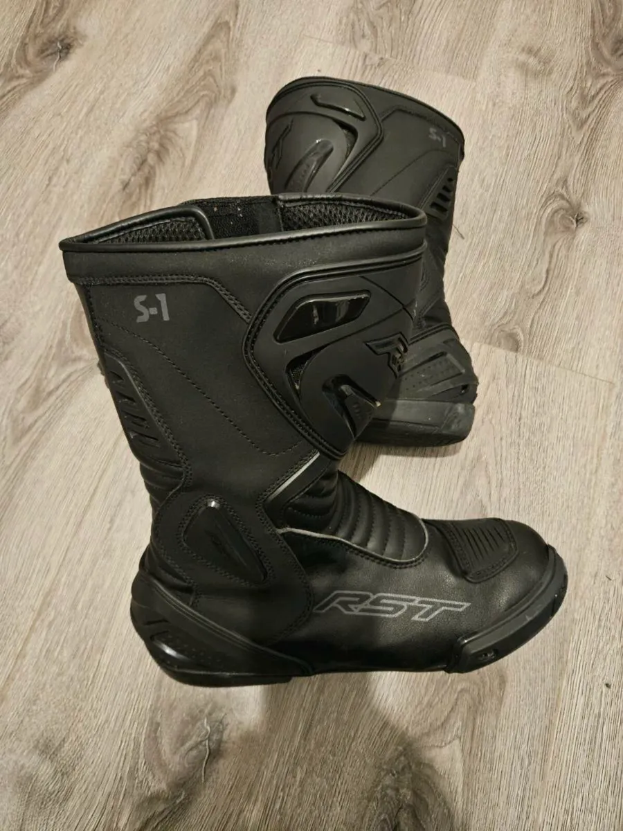 Motorcycle Gear for sale - Great brands - Image 3