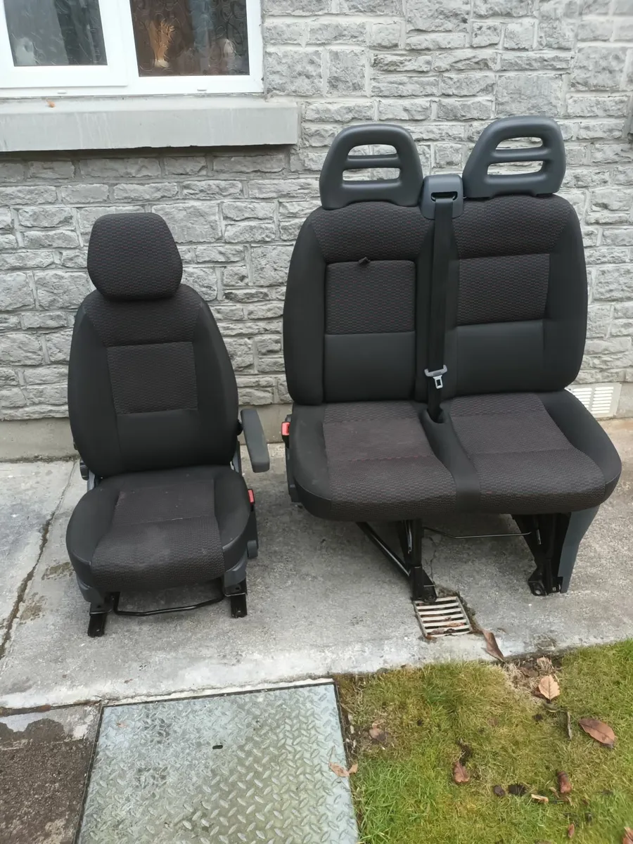 Swivel Seats & Rear Panel - Image 1