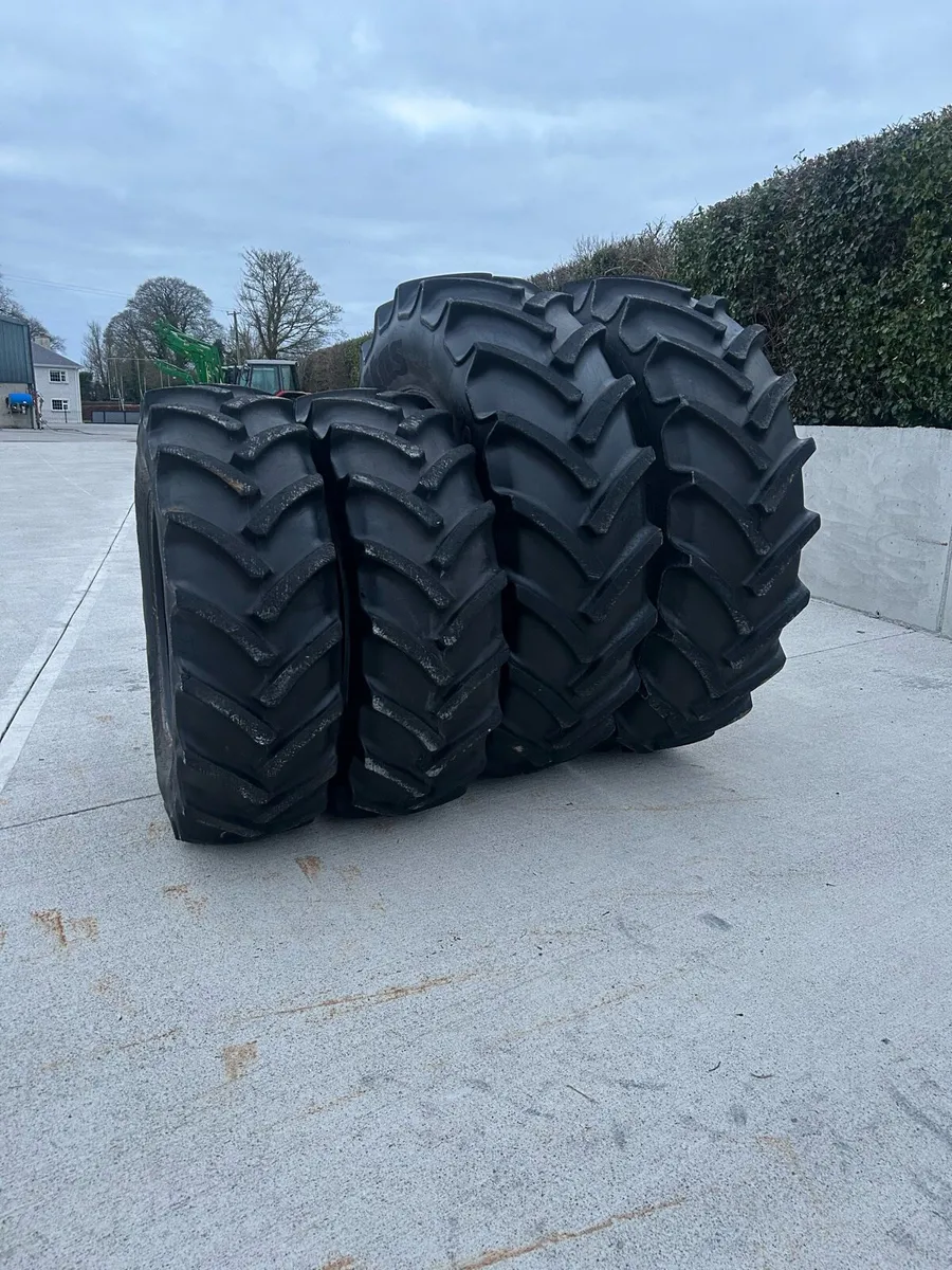 520/85/42  420/85/30 - Image 1