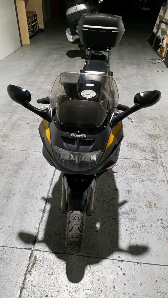 Honda CBR1000F Hurricane - Image 3