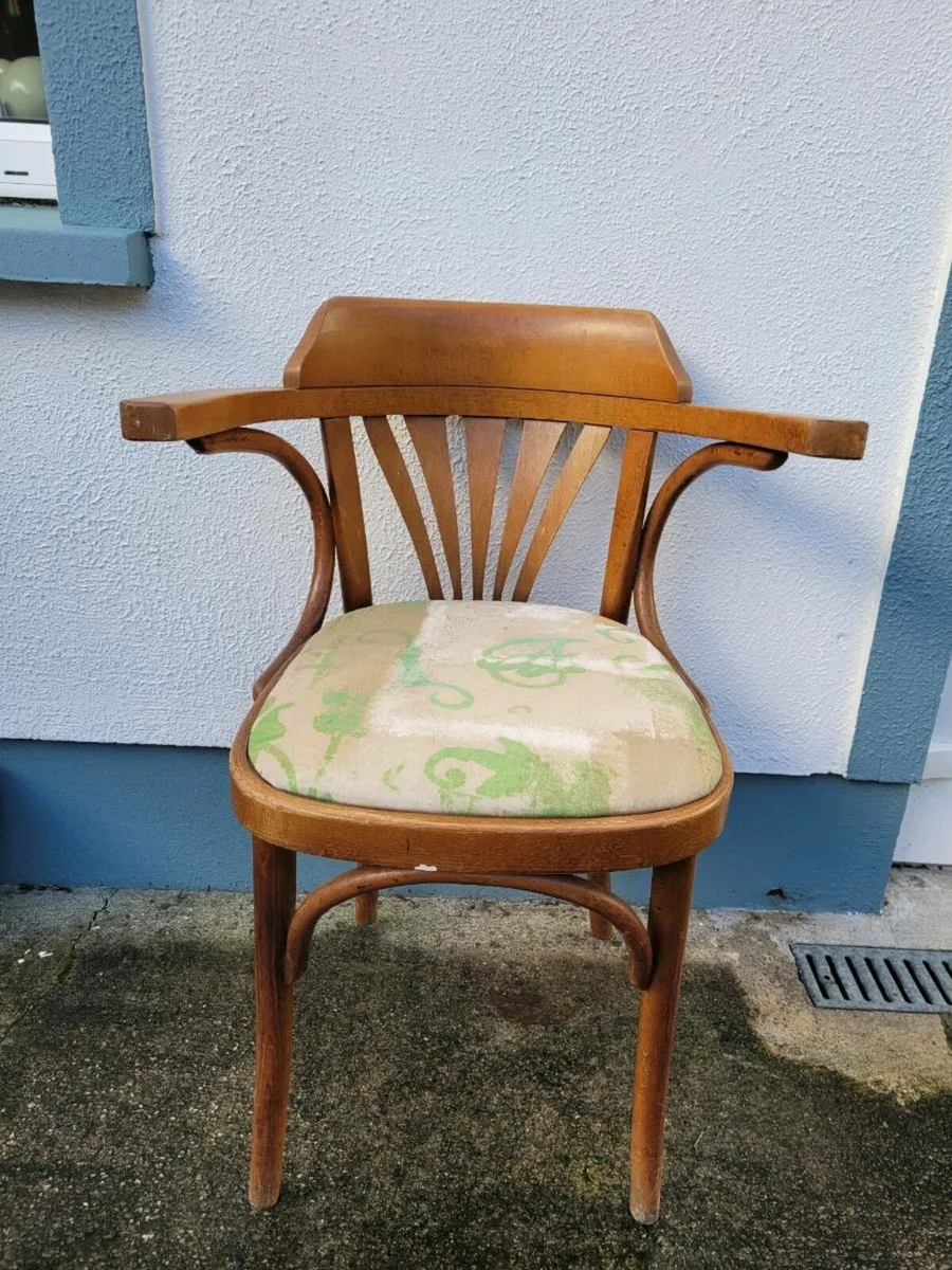 6 Old style Chairs - Image 2