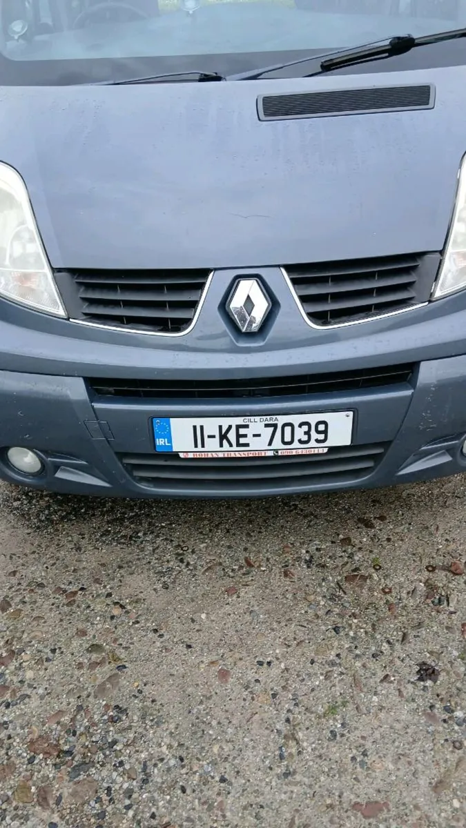 2011 Renault traffic wheelchair ♿️ car low mileage - Image 4