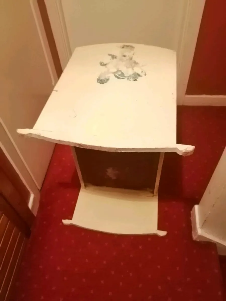 Vintage child's cot - Image 2