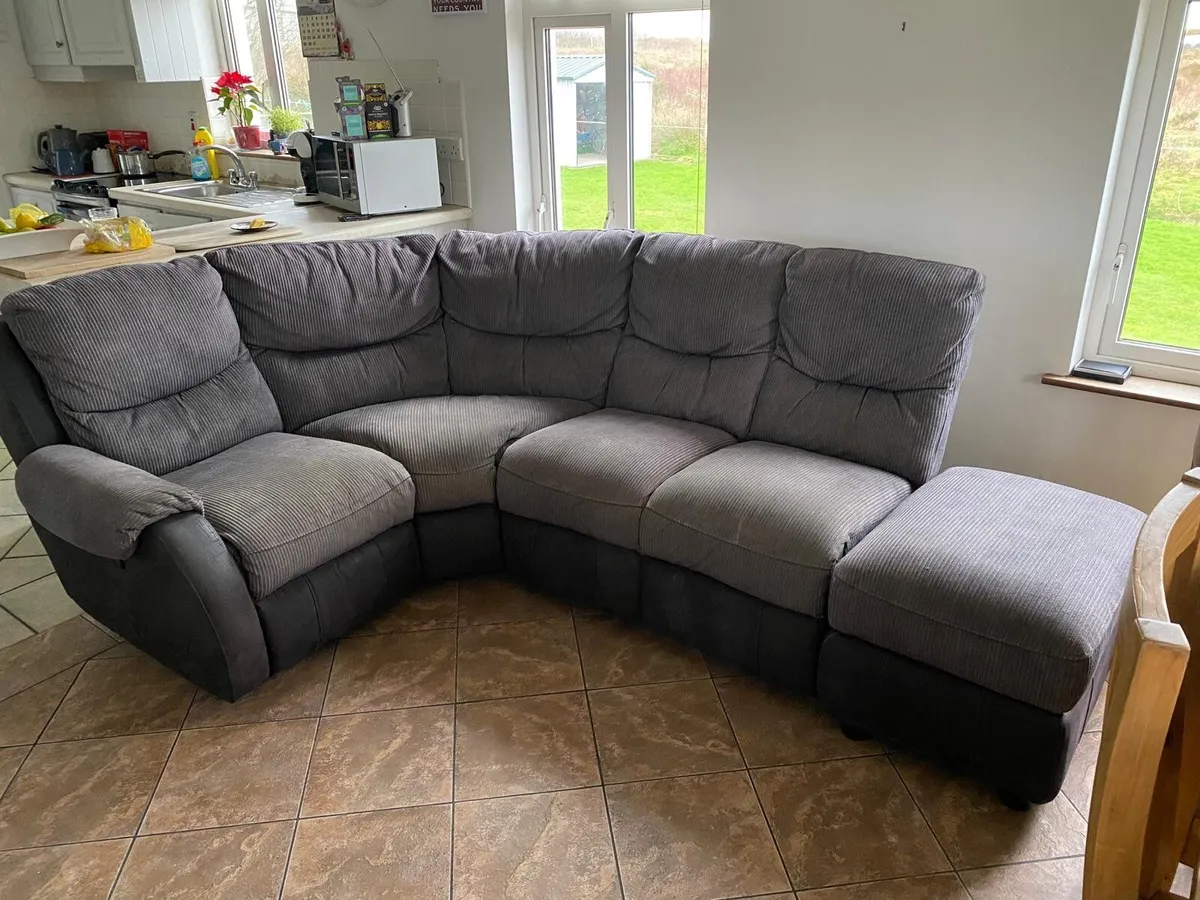 Corner Couch with recliner and matching foot stool - Image 2