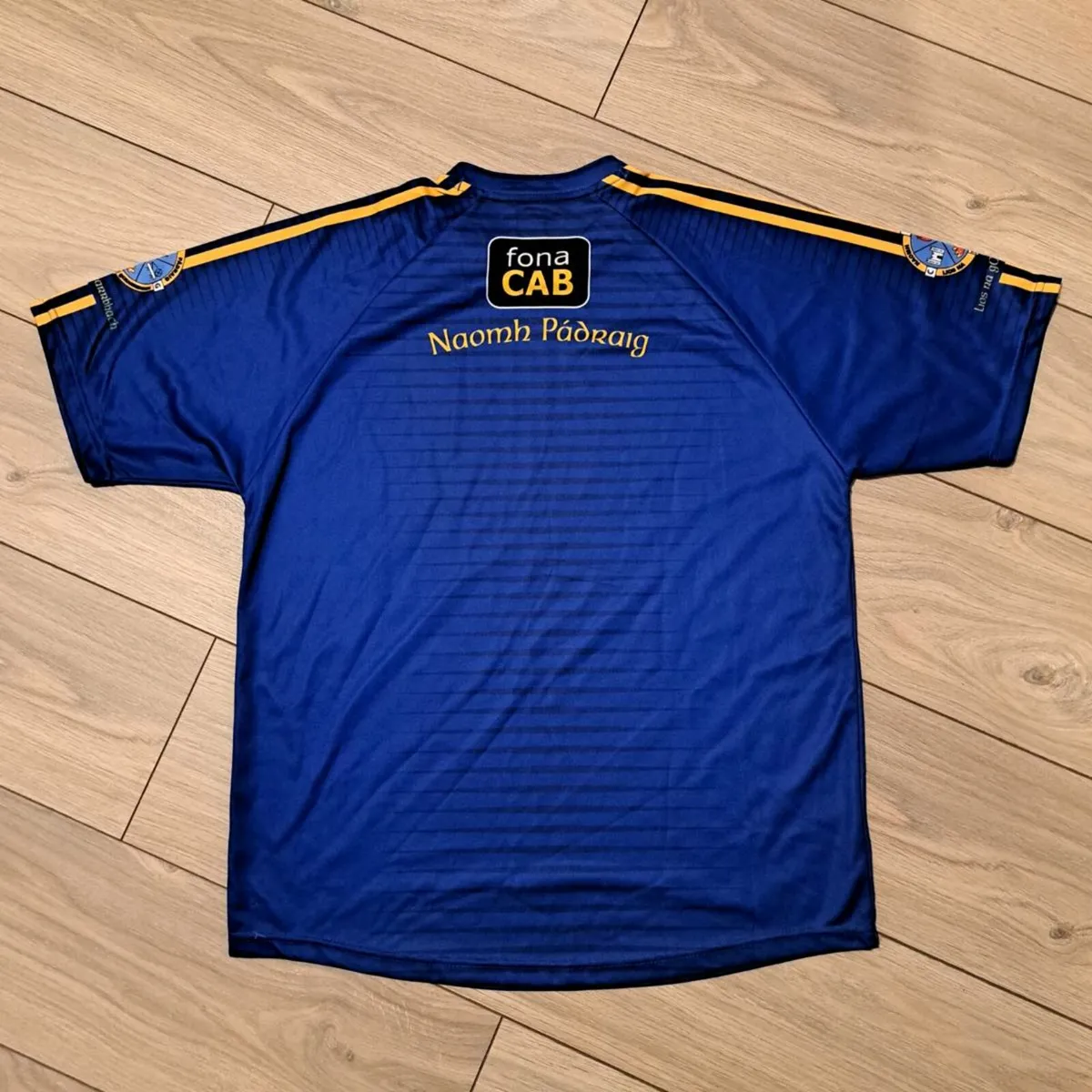 Lisburn St Patrick's GAA Jersey Shirt Top - Image 3