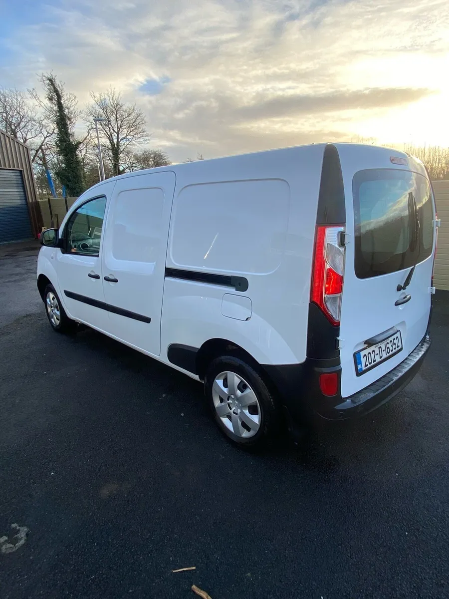 Renault Kangoo ze 33 maxi express - Image 4