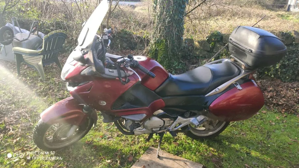 Honda Deauville NT 700 - Image 2