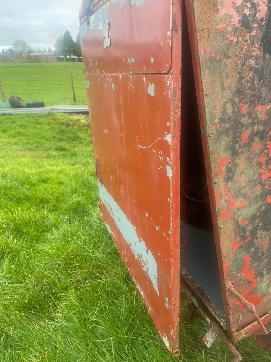 Skip trailer - Image 4