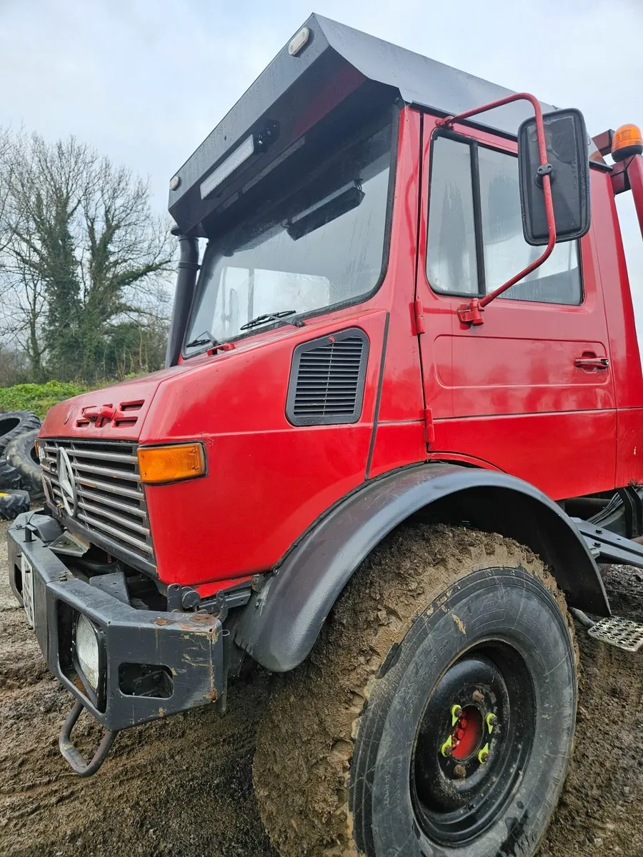 Mercedes-Benz Unimog 1983 - Image 3