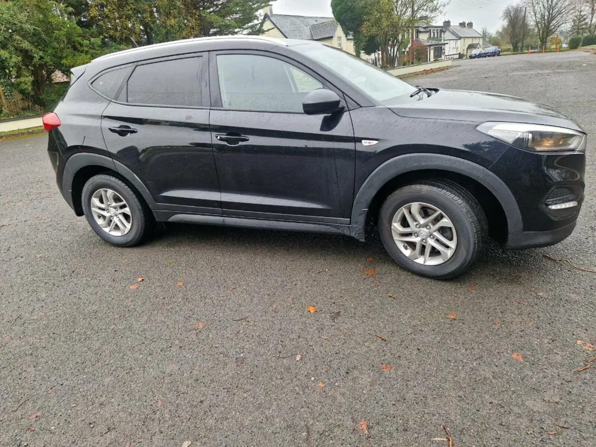 Hyundai Tucson 1.7 Commercial - Image 1