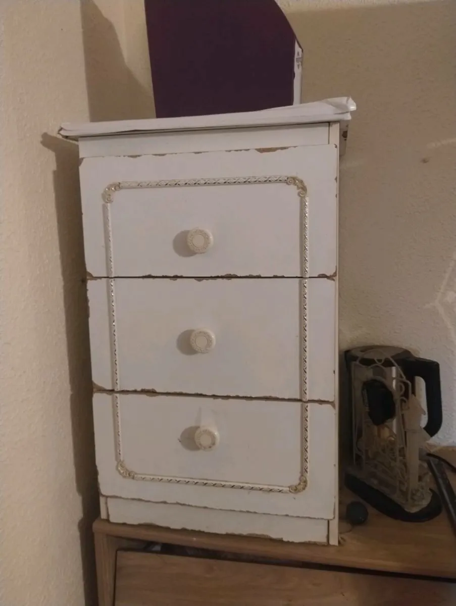 Drawers for sale - Image 2