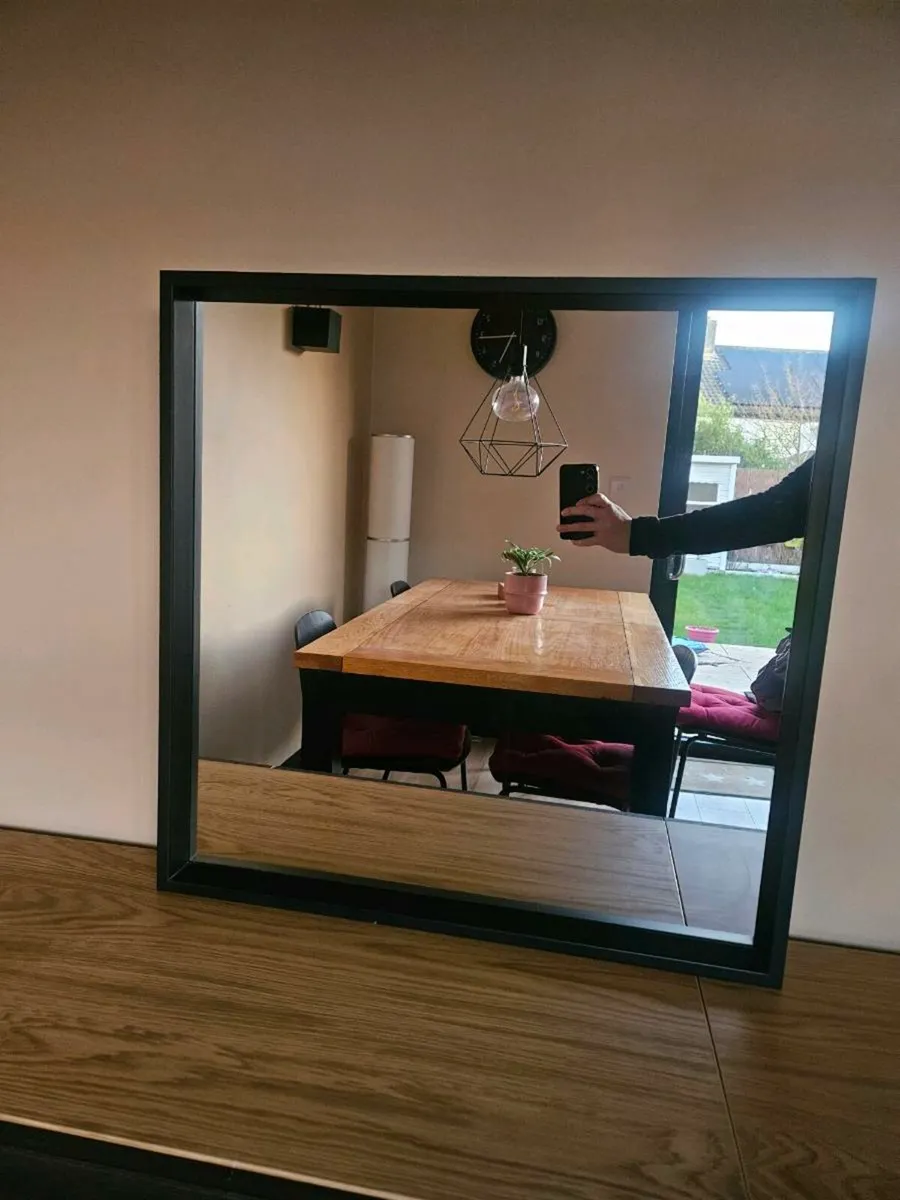 Mirror 65x65cm - Image 1