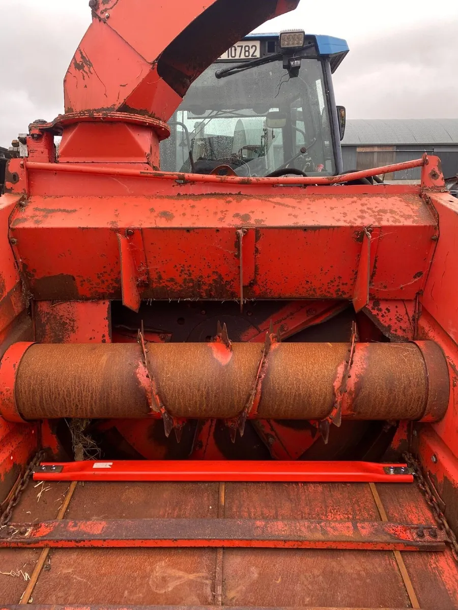 Kuhn Primor Straw chopper - Image 4