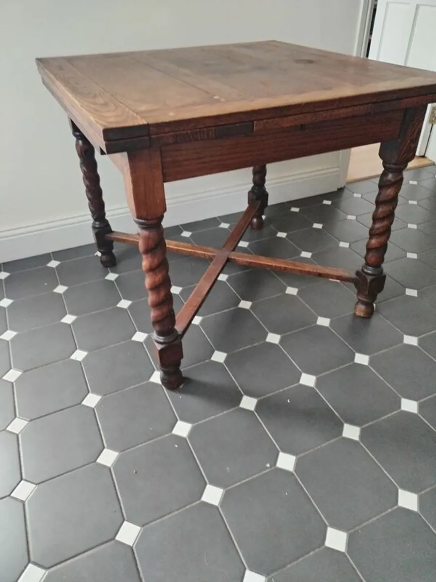 Antique Oak Extendable draw leaf dining table with barley twist legs - Image 2