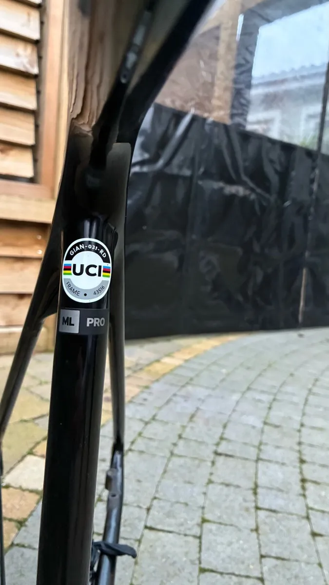 TCR advanced carbon frame - Image 2